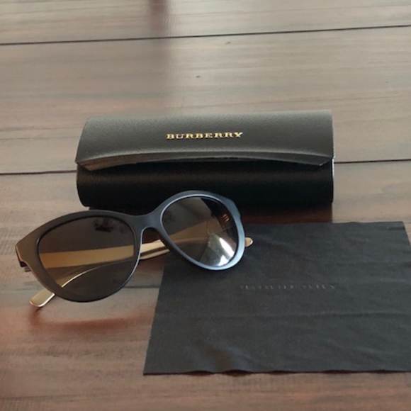Burberry Accessories - Burberry cat eye matte black sunglasses